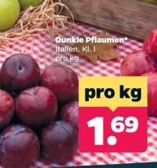 Dunkle Pflaumen